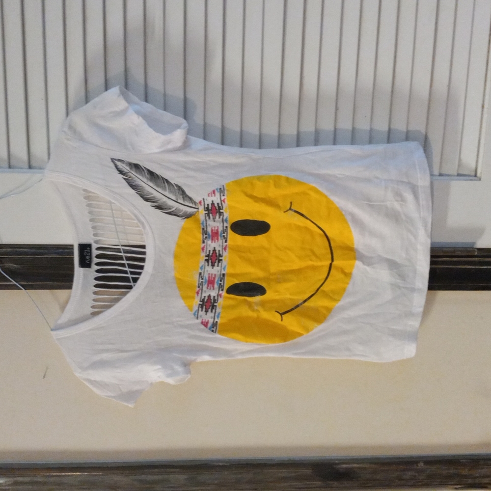 Smiley face top